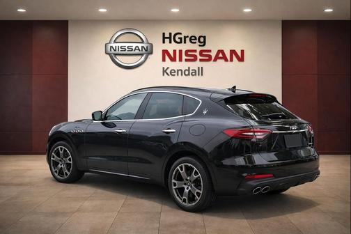 2023 Maserati Levante Modena