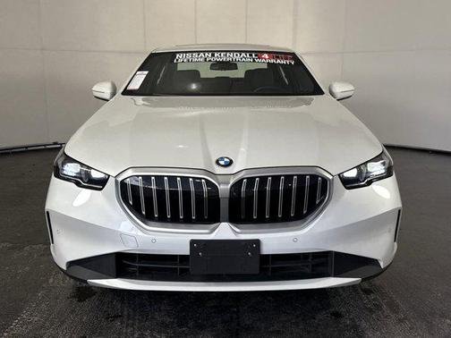2024 BMW 530 i