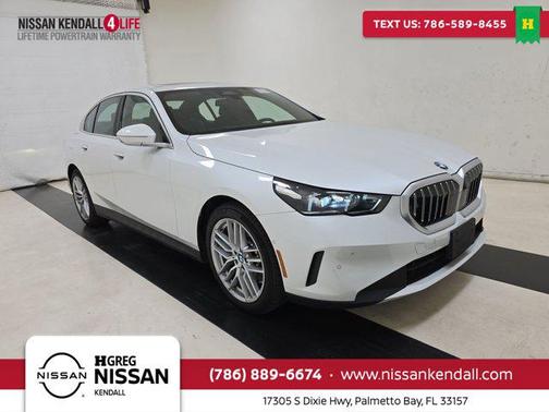 2024 BMW 530 i