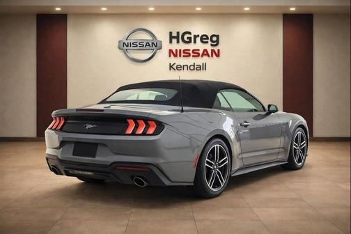 2024 Ford Mustang EcoBoost