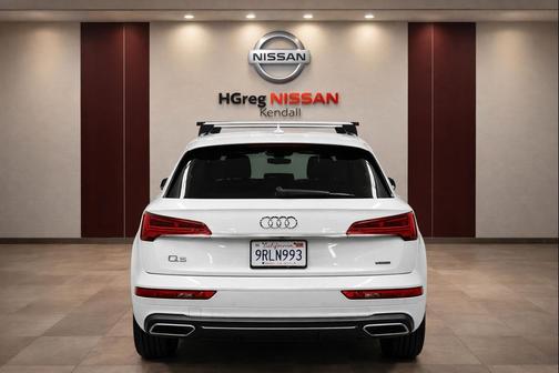 White 2021 Audi Q5 45 Premium Plus