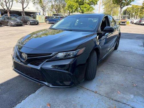 2021 Toyota Camry SE