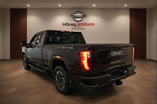 Onyx Black 2025 GMC Sierra 2500 Denali Ultimate