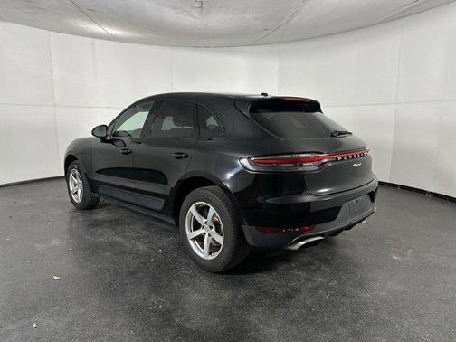 2020 Porsche Macan Base