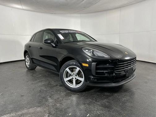 2020 Porsche Macan Base