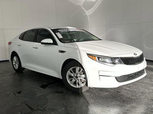 2017 Kia Optima LX
