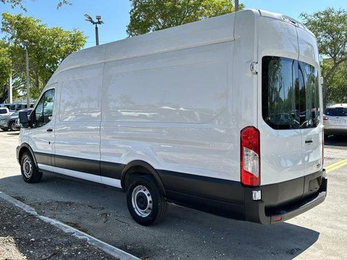 2021 Ford Transit-250 Base