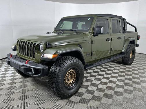 2022 Jeep Gladiator Sport S