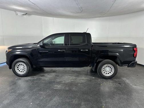 2024 Chevrolet Colorado WT