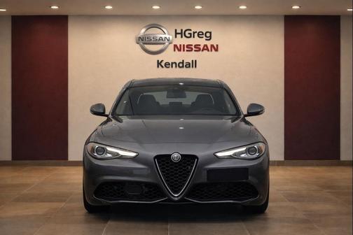Vesuvio Gray Metallic 2023 Alfa Romeo Giulia Sprint RWD