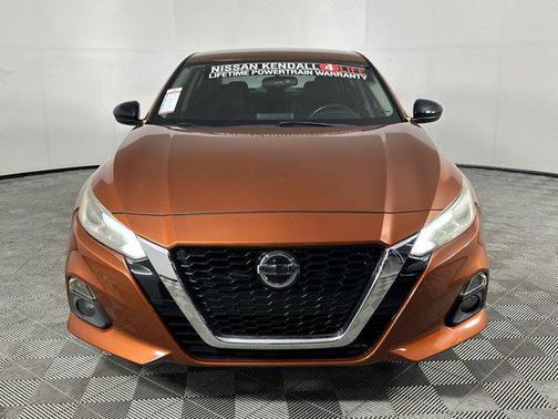 2020 Nissan Altima SR FWD