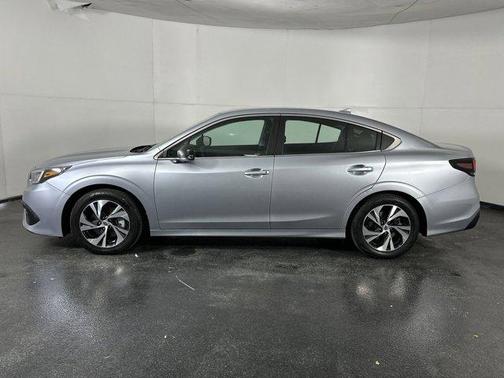 2022 Subaru Legacy Base
