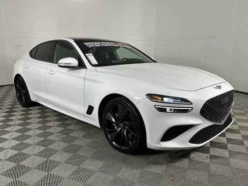 2023 Genesis G70 3.3T RWD