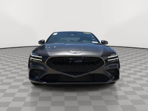 Makalu Gray 2023 Genesis G70 2.0T RWD