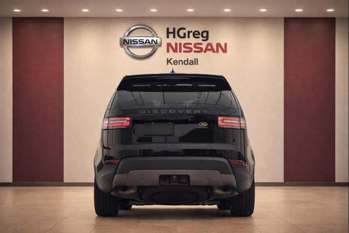 Black 2019 Land Rover Discovery HSE