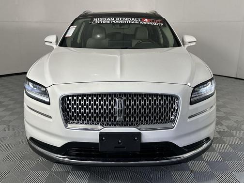 PRISTINE WHITE MET 3C 2022 Lincoln Nautilus Reserve