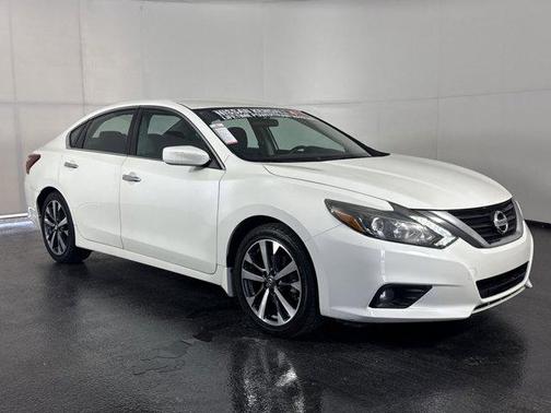2017 Nissan Altima 2.5 SR