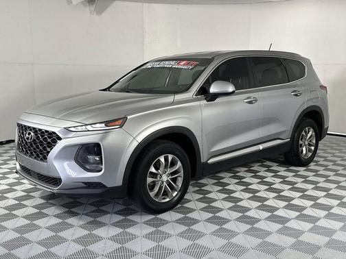 Shimmering Silver Pearl 2020 Hyundai SANTA FE SE 2.4