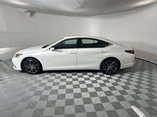 Eminent White Pearl 2023 Lexus ES 350 Base