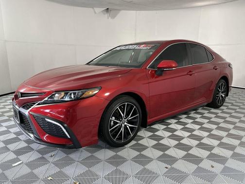 Supersonic Red 2023 Toyota Camry SE