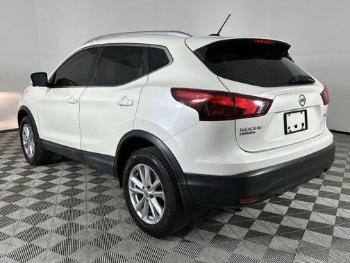 2018 Nissan Rogue Sport SV