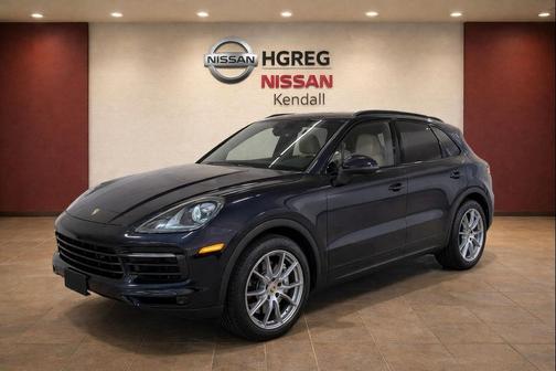 Moonlight Blue Metallic 2020 Porsche Cayenne Cayenne