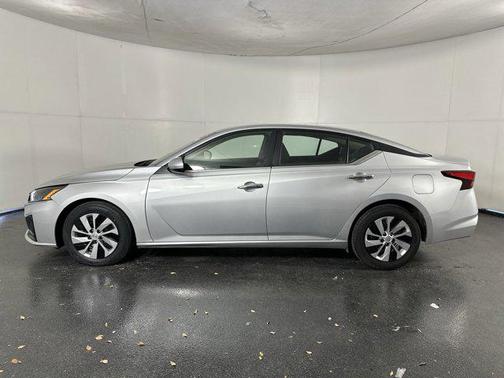 2023 Nissan Altima S FWD