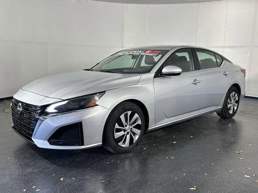 2023 Nissan Altima S FWD