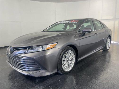 2018 Toyota Camry Hybrid Hybrid XLE
