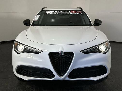 2020 Alfa Romeo Stelvio Base