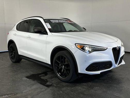 2020 Alfa Romeo Stelvio Base