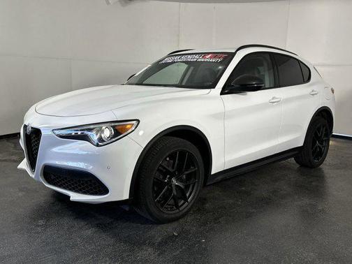 2020 Alfa Romeo Stelvio Base