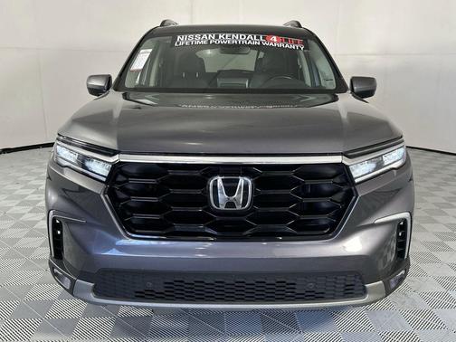 Gray 2024 Honda Pilot Touring 8-Passenger