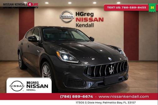 Nero Tempesta Metallic 2024 Maserati Grecale GT
