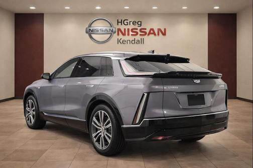 Celestial Metallic 2024 Cadillac LYRIQ Luxury