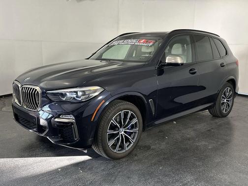 2020 BMW X5 M50i