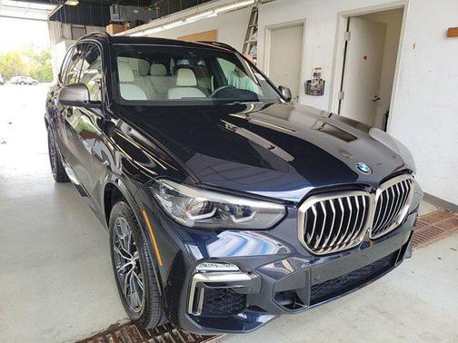 2020 BMW X5 M50i