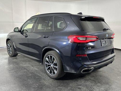 2020 BMW X5 M50i