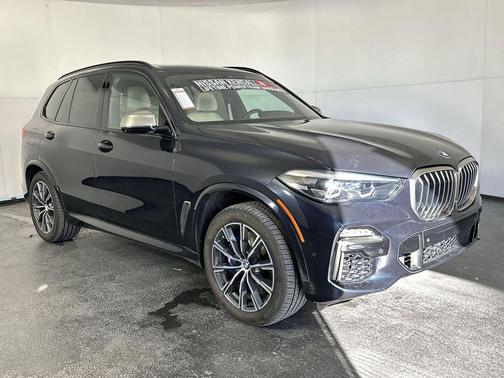 2020 BMW X5 M50i