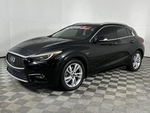 2018 INFINITI QX30 Premium