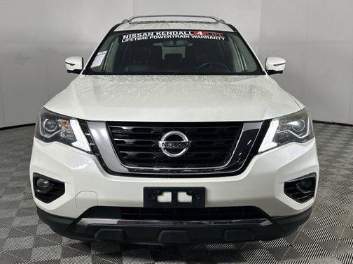 2018 Nissan Pathfinder Platinum