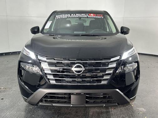 Super Black 2026 Nissan Rogue SV