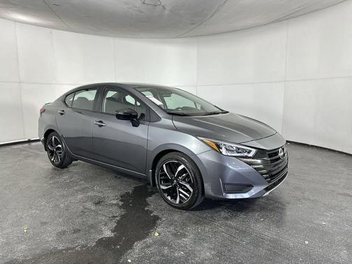 2024 Nissan Versa 1.6 S