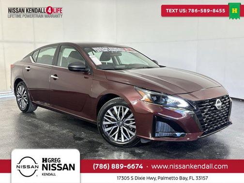 2025 Nissan Altima SV FWD