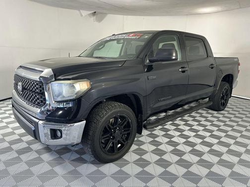 Midnight Black Metallic 2019 Toyota Tundra SR5