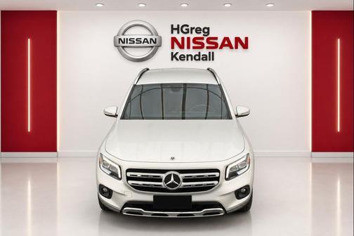 Iridium Silver Metallic 2022 Mercedes-Benz GLB 250 Base