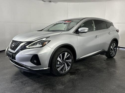 2023 Nissan Murano SL FWD