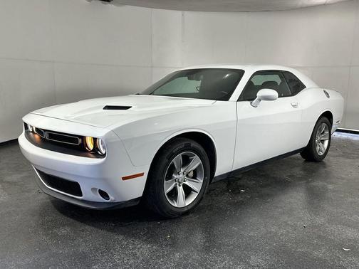 2022 Dodge Challenger SXT