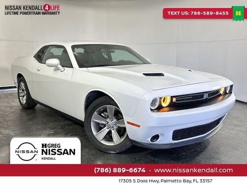 2022 Dodge Challenger SXT