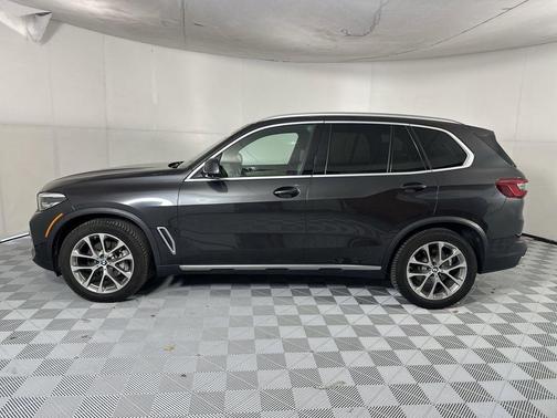 Dark Graphite Metallic 2019 BMW X5 xDrive40i